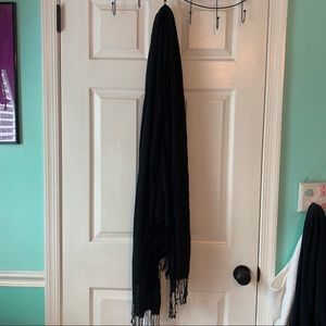 Gap Black Scarf